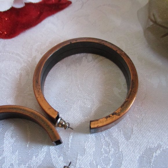 ๐ BRONZE VINTAGE HOOPS ๐ - Picture 4 of 11